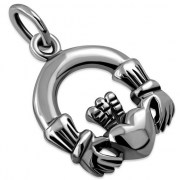 Tiny Celtic Claddagh Pendant, pn111